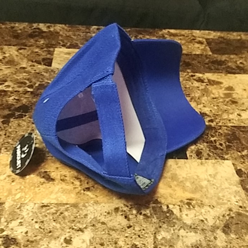 Hat - Picture 3 of 3